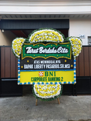 Papan Bunga Duka di Mento
